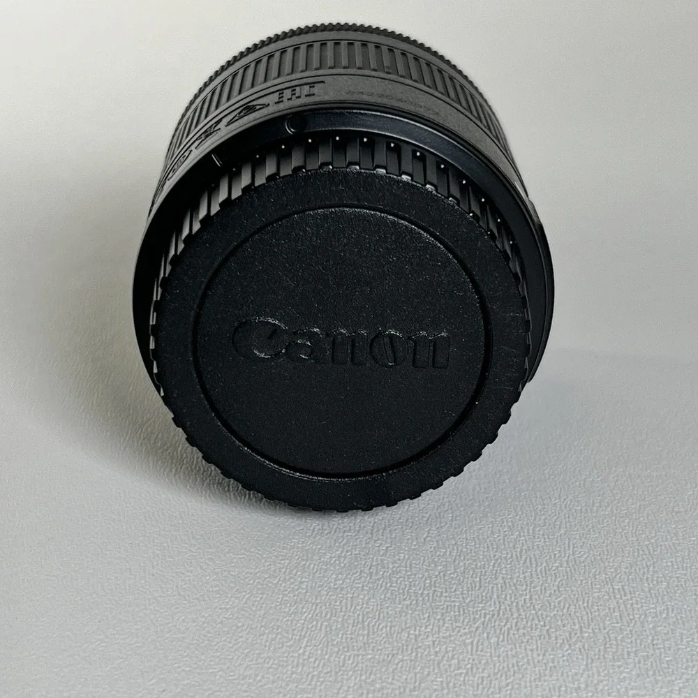 Canon EF-S 18-55mm F3.5-5.6 IS STM Excellent Condition